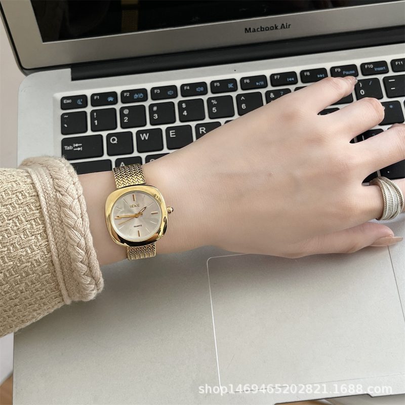 IEKE WRISTWATCH 03 - Image 4