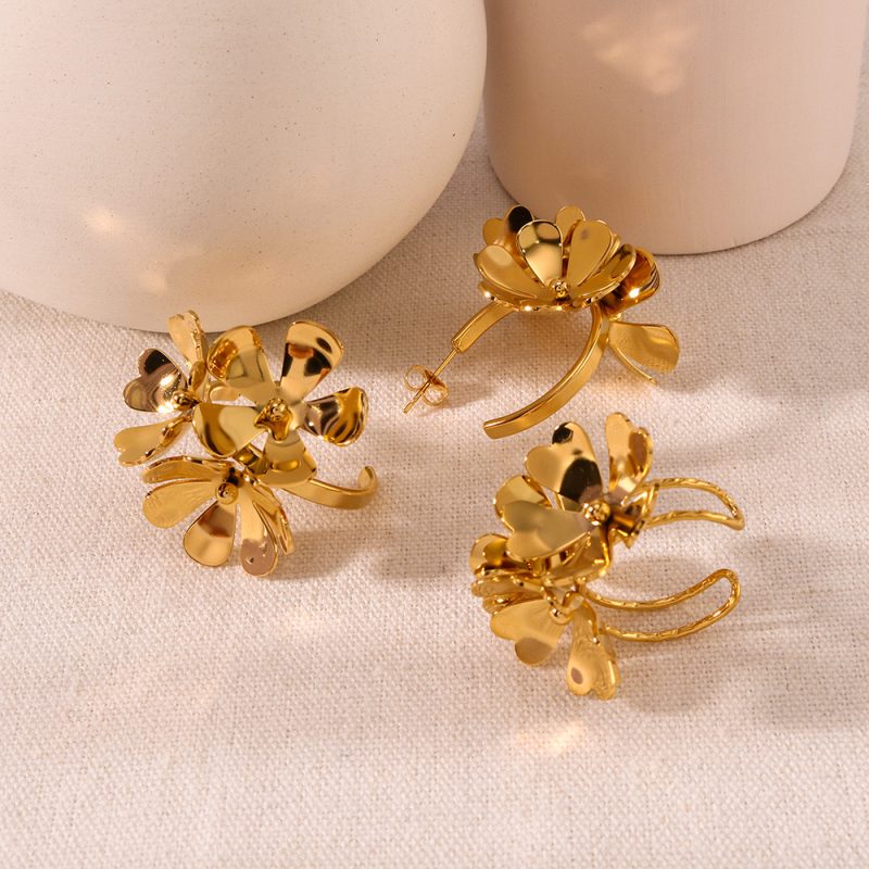 S. EARRING and RING