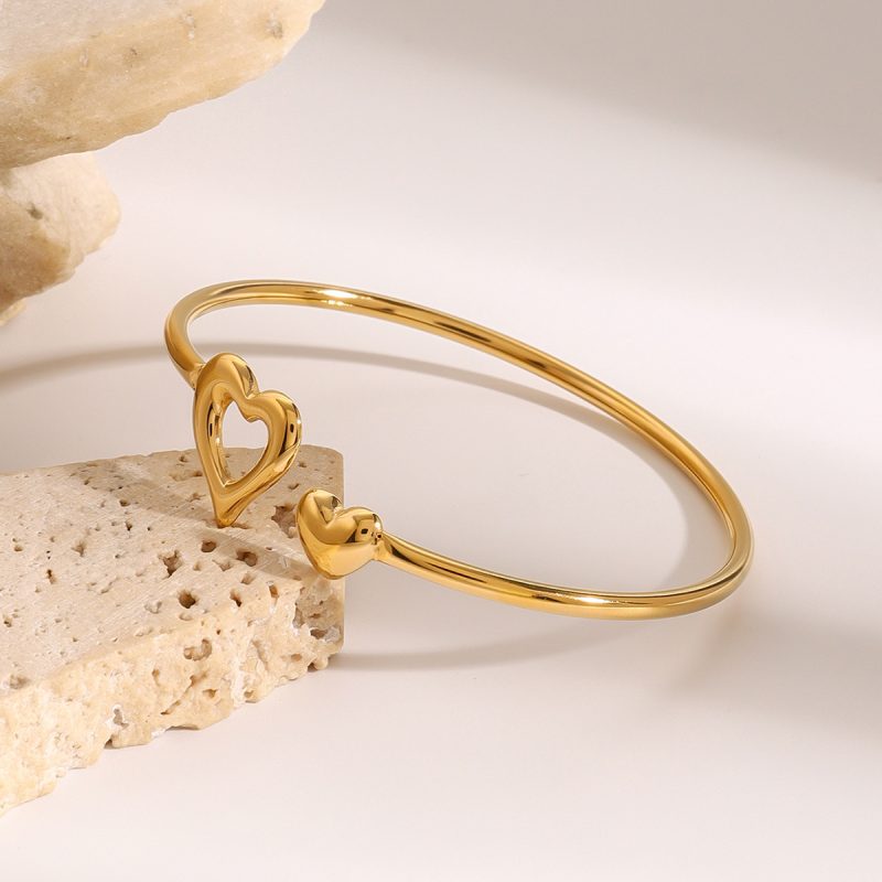 SLING HEART BANGLE - Image 2