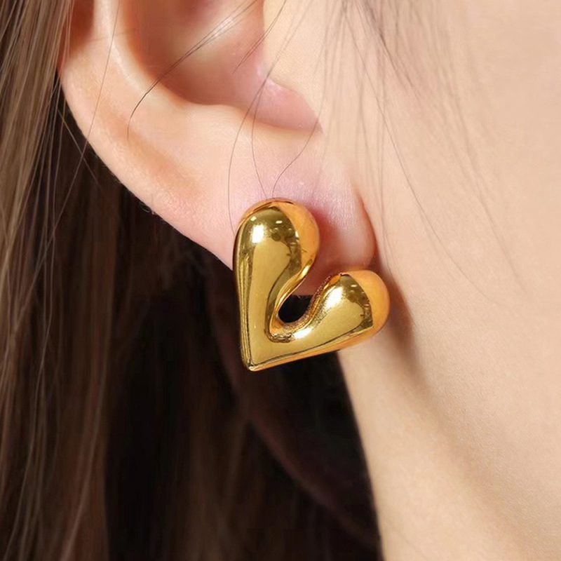 HEART STUDS 02
