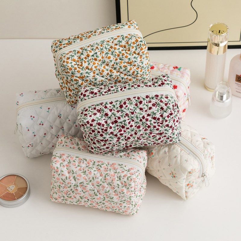 COSMETIC BAG